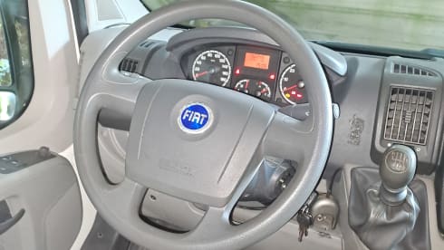 2p Fiat bus uit 2007