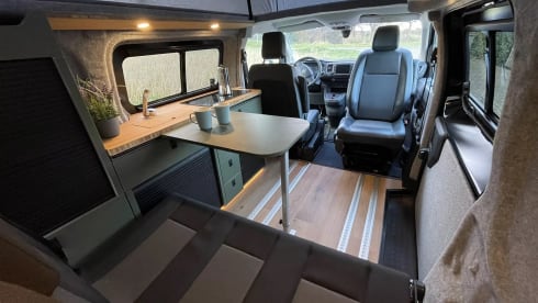 Wanderwatt #1 – 4p Elektrische Vivaro-E Buscamper uit 2022