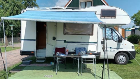 5p McLouis alcove from 2001