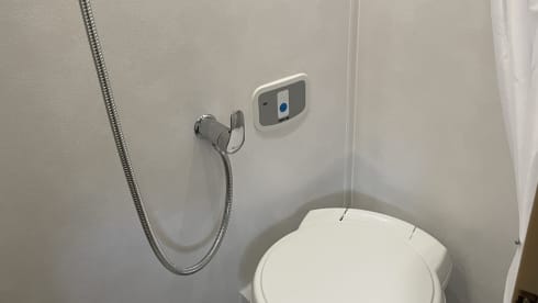 Louis V Line Sport – Nuovo Auto-Trail V Line 636 Sport