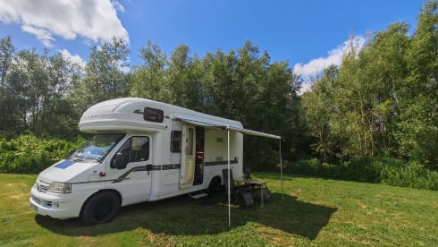 GeeGee – Autotrail Cheyenne 635SE 2006 2.8JTD met 4 slaapplaatsen