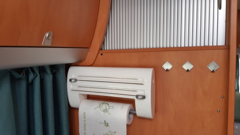 Complete and comfortable integral Knaus travel liner