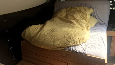 Willi  – Wooden extension with large pull-out bed