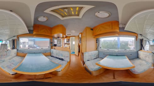 Freedom – Large family motorhome - Mobilvetta Euroyacht 175.