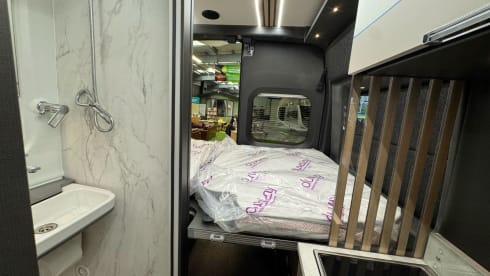 VanCation – Ford Trekker S-camper met 4 slaapplaatsen 