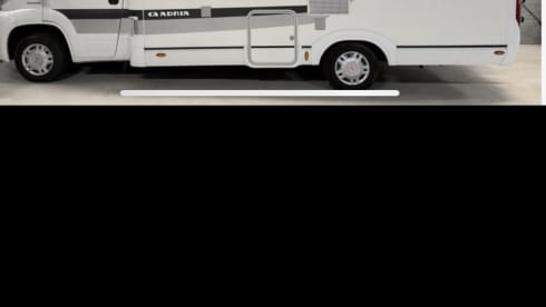 3p Adria Mobil semi-integrated uit 2013