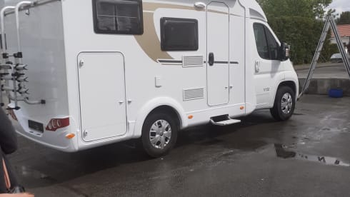 WoMi – Motorhome, semi-integrated Carado