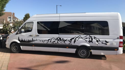 Luxury Converted Mercedes Sprinter 
