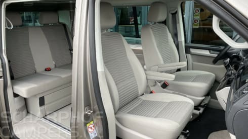 Bulli – Original VW California Ocean T6 auto. Euro6
