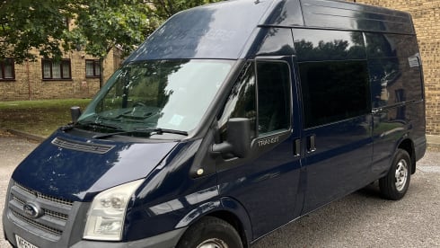 Mazie – 🚐 Adventure-Ready Campervan | Cozy, Fully Equipped & Pet-Friendly! 🏕️
