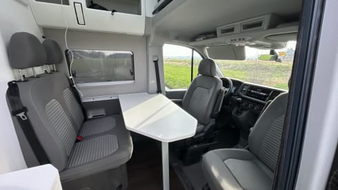 4 PERSON AUTOMATIC Volkswagen campervan from 2023