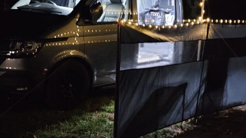 Indy  – VW Transporter Campervan 2021 - 4 Berth