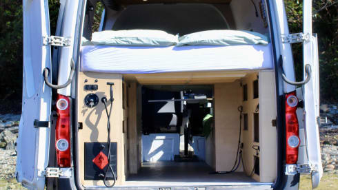 NEMO – 3 berth Volkswagen Crafter Camper with King Size Bed