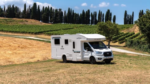 Prince 4 – Gloednieuwe en luxe camper uit 2026