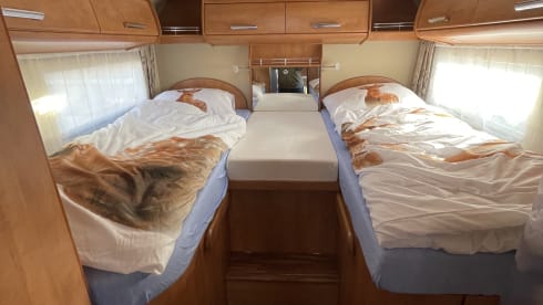 Edens Wanderlust – Luxury camper with every convenience, a dream on wheels!