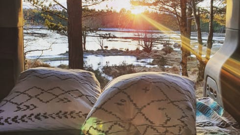 Belinda – Fun, simple to use van perfect for back to basics adventures. 