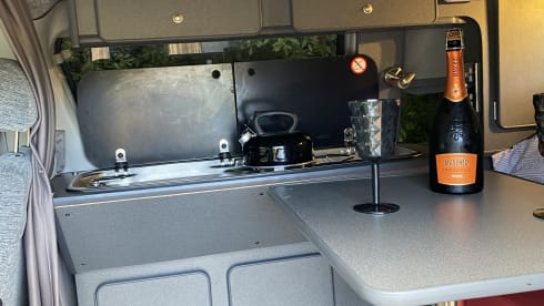 Minnie the Mazda Bongo – 2 berth Mazda Bongo Campervan
