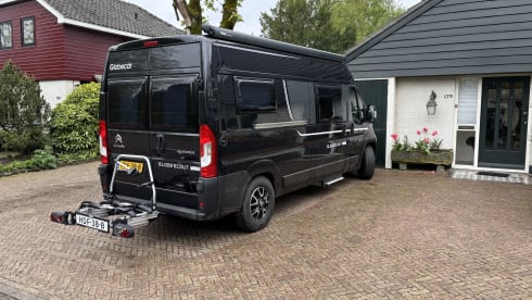 Beautiful Possl bus camper (2019) complete with inventory.