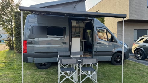 4p Hymer bus from 2024