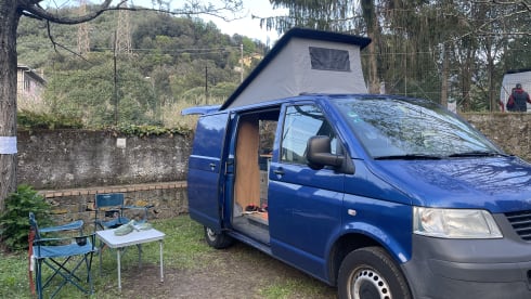 2p Volkswagen T5 from 2008