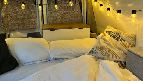 Cosy, compact off-grid Ford camper van