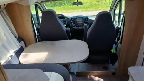 C34 – Knaus a 2 posti semi-integrato dal 2018