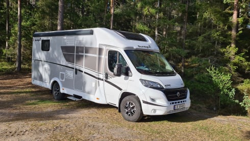 4p Sunlight semi-integrated from 2021