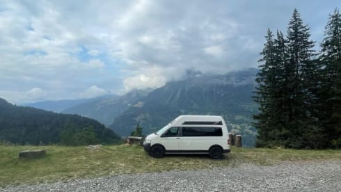 Nevis – 2 berth Volkswagen campervan 4x4 from 2009
