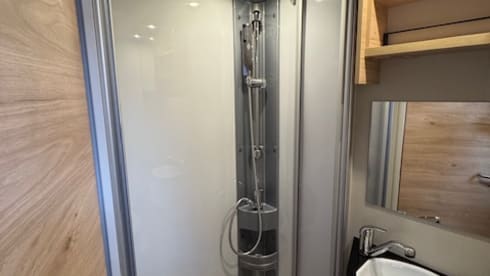 Karlchen I6 – Wohnmobil Gobebus I6 mit Active-Paket