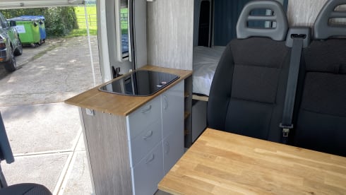 Olly 3.0 – Sporty bus camper - Bronckhorst Campers