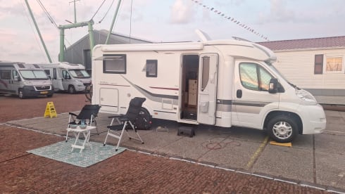 Mijn Trots  – 3p Adria Mobil semi-integrated uit 2013