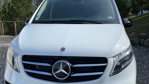 MP  – Mercedes, MarcoPolo, 4 × 4