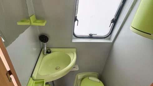 Adria twin – 2p Fiat bus uit 2005