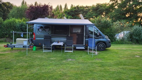 CamperTonFranka – 2p Carthago bus from 2017