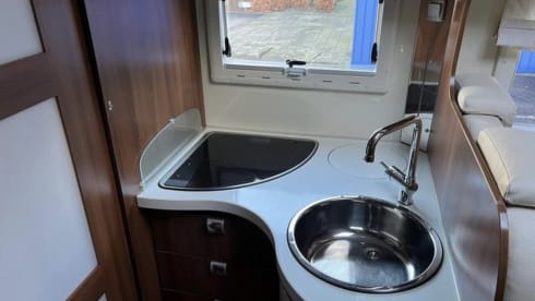 Wunderschöner McLouis Alkoven für 6 Personen aus dem Jahr 2013 