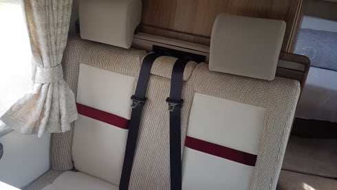 Loulou – 4 berth Lunar semi-integrated from 2020