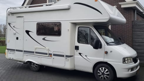 Harley – 4p Fiat alcove uit 2006