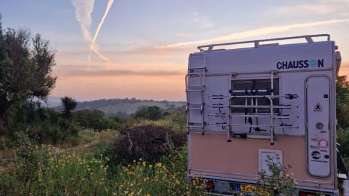 Camper Lua – 5p Ford alcove uit 1999