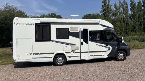 Luxury 4 Beth 4 belts  – 4 berth 4 belted Fiat 
