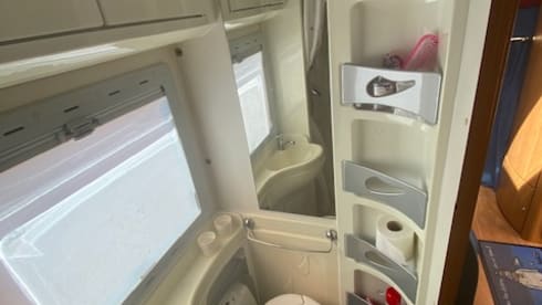 CAMPER FOR FAMILIES MAX 4 PEOPLE