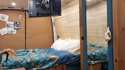 Ethel – 2 berth Ford campervan from 2013