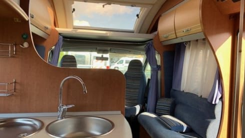 Spacious Benimar Perseo 540 with 3 liter engine 157 hp