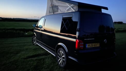 Wally –  – Volkswagen T6 lovely new camper!