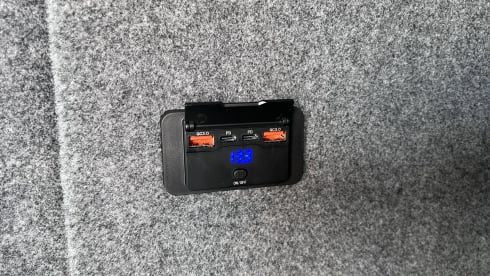Loretto – 4 berth Volkswagen campervan from 2020