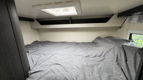 Rollerteam Zefiro 675 Auto, 5 Berth Family Motorhome