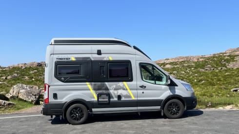 VanCation – Camper Ford Trekker S con 4 posti letto 