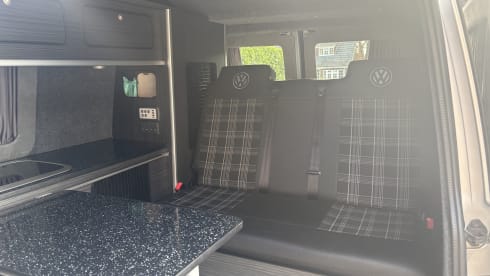 Bucky – Camper Volkswagen a 4 posti letto del 2019
