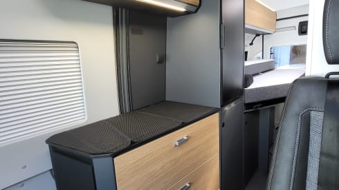 Adria Twin Sport 640 SLB wit – Chic camper van automatic with single beds, navigation system, etc.