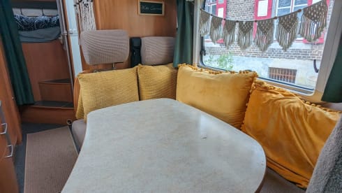 5p Hymer alcove from 2005
