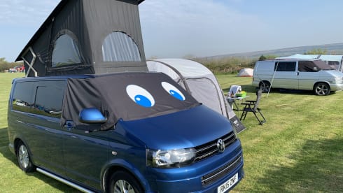 Seve – 4 berth Volkswagen campervan from 2015